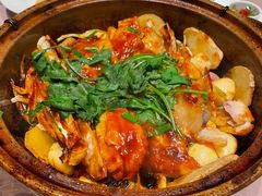 砂锅鱼头-新荣记(南京西路店)