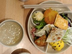 -素满香·全民食养自助(长宁龙之梦店)