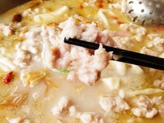 -老来福·非遗酸汤兔(凯旋路店)