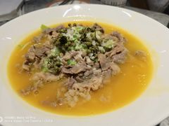 酸湯肥牛-皇后餐厅-煲仔·小菜·打边炉(古北店)