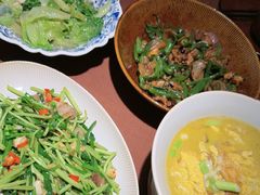 -荷栖小院·品质江西菜(红谷滩店)