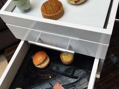 -行者书屋大堂吧 ·下午茶(南京圣和府邸酒店)