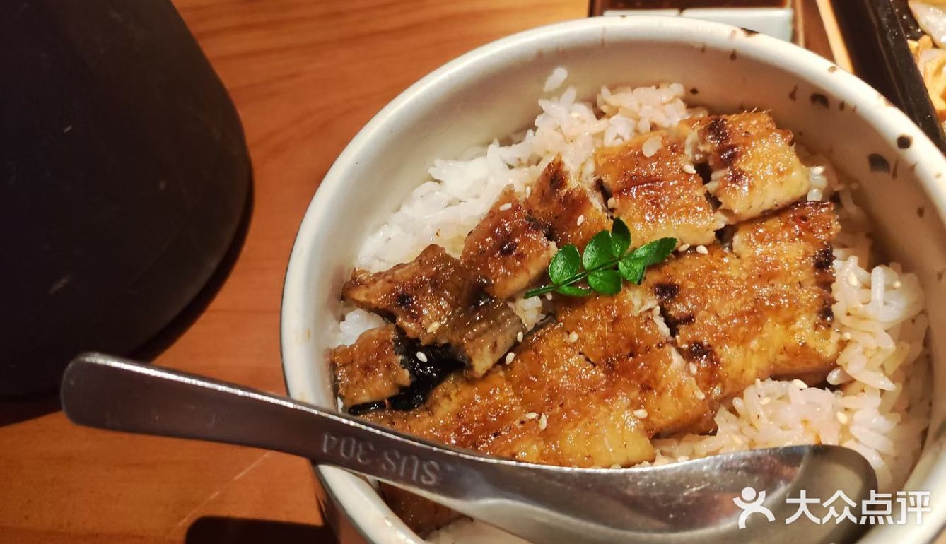 龙华首家炉端烧居酒屋| 微醺城市小酒馆地图之榜首！