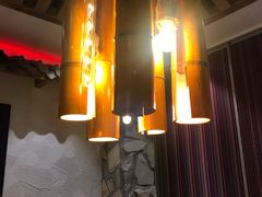 -老牌坊云南鱼豆花火锅(爱建店)
