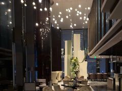 -唐拉雅秀酒店-西锦汇空中BBQ·思创餐厅