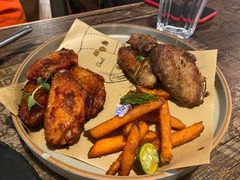 -HIGH FIVE哈福手工汉堡(桂林路店)