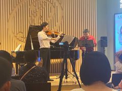 -柏斯音乐艺术中心·钢琴·吉他(世纪金源店)