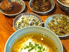-老外婆本帮面(塔城路店)