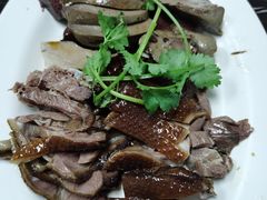 -乌文新澄海卤鹅店