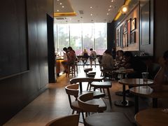 大堂-星巴克(青浦宝龙店)