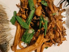 盐焗菌菇-丝路金桃·新疆菜(徐汇店)