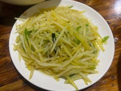 青椒土豆丝-鸡哈豆花(梅西广场店)