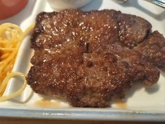 -菲滋意式餐厅(银泰百货金华江南店)