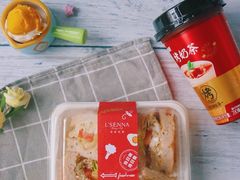 -罗森尼娜(德思勤店)