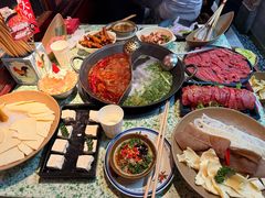 -鸿姐老火锅(静安店)