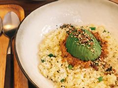 牛油果拌饭-小食院简餐厅