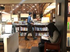 -诚品书店(敦南店)