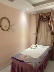 -蕾蕾美颜美容美体