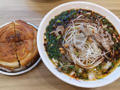 招牌肥肠粉-钟方模白家肥肠粉(春熙店)
