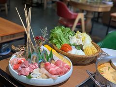 -樾餐厅泰式海鲜火锅(民歌湖店)