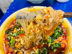 -马路边边串串香形象店(磐石路店)