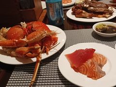 -广州万富希尔顿酒店·感趣自助餐厅·金秋蟹宴生蚝海鲜刺身
