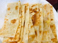 -胖东来生活广场(健康路店)