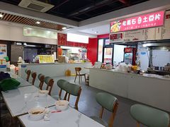 -老牌柳州螺蛳粉(同班同学美食城店)