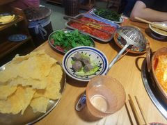 -洱火云南酸菜牛肉火锅(石景山当代商城店)