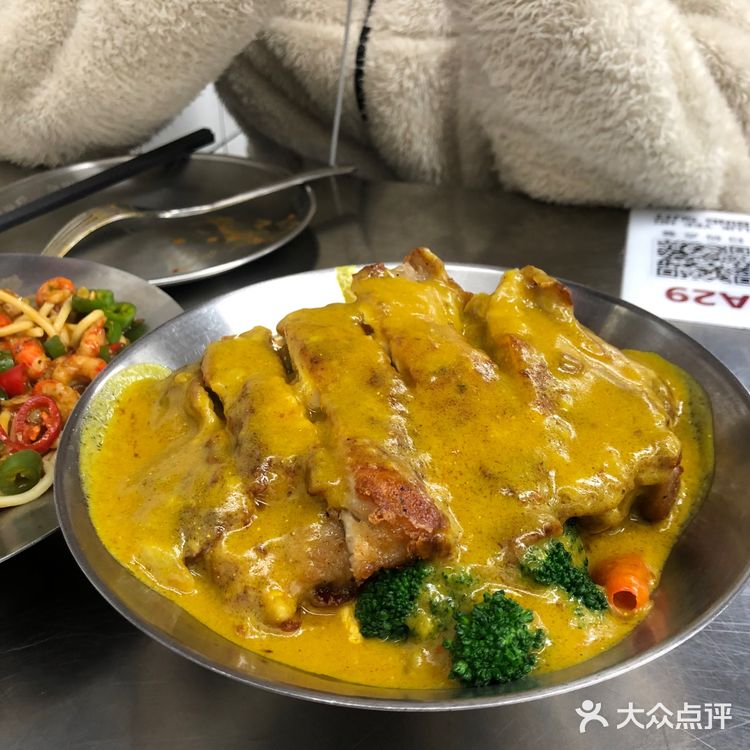 深圳美食｜未来科技感的茶餐厅[调皮]