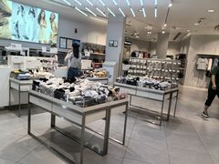 -H&M(天一广场店)