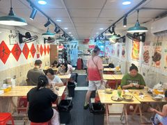 -柳州肥姨妈大骨螺蛳粉(东靖路店)