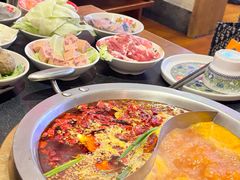 -沸炉重庆老火锅(军事博物馆店)