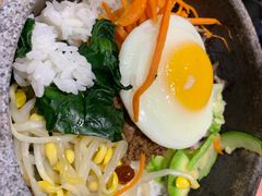 传统石锅拌饭-权味·朝鲜族拌饭(勒泰店)