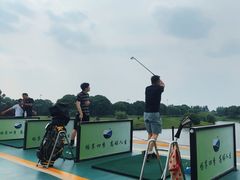 -银涛高尔夫练习场(徐泾店)