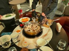 -斯普汇生蚝牛排馆(中骏世界城店)