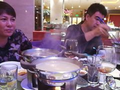 -圣廷苑酒店-世纪楼菲苑自助餐厅