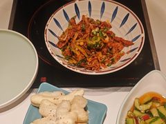 -黄记煌三汁焖锅(新佳丽江汉路店)