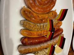 香肠拼盘-1886德国汽车餐厅(外滩十六铺码头店)