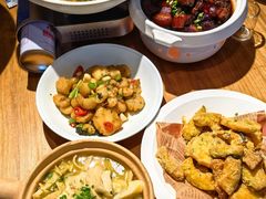 -头上红煨盐鸡·非遗院子餐厅