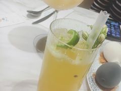 -théATRE 茶聚场(王府中環店)