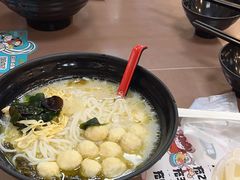 -灵芝妹子海鲜米线(瓦房店新玛特店)