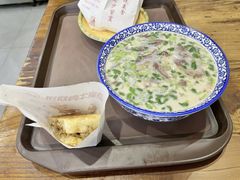 -穆得·老周家牛肉烧饼(普利街店)