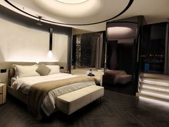 -Yolo私汤温泉设计师酒店(重庆南滨路店)