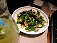 干菜肉末炒秋葵-新白鹿餐厅(金鹰新街口店)