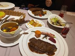 -戈雅法餐厅(世界城广场店)