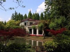 -上海怡沁园度假酒店