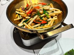 -阿明小菜·海鲜·上海菜(成山路巴黎春天店)