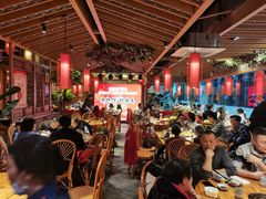 大堂-野山舂·贵州现舂酸汤火锅(鸿通城店)