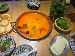 -洱火云南酸菜牛肉火锅(石景山当代商城店)